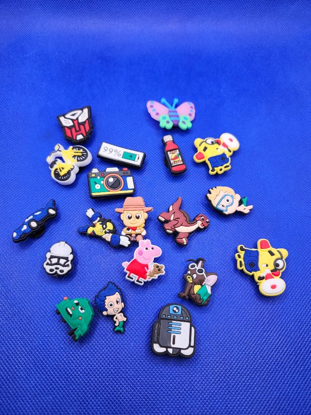 Crocs charms for kids: Cartoon, Star Wars, etc, Set Of 19 Bundle